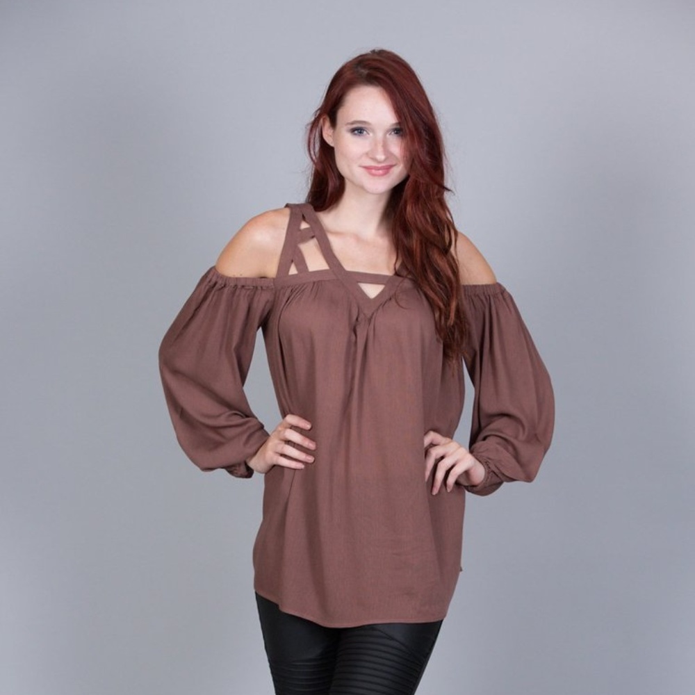 Open shoulder strappy top in mocha